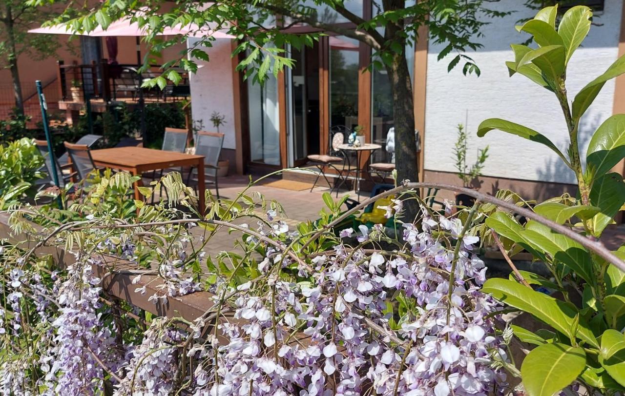 Noar Enjoy Your Stay Oresje Exterior photo